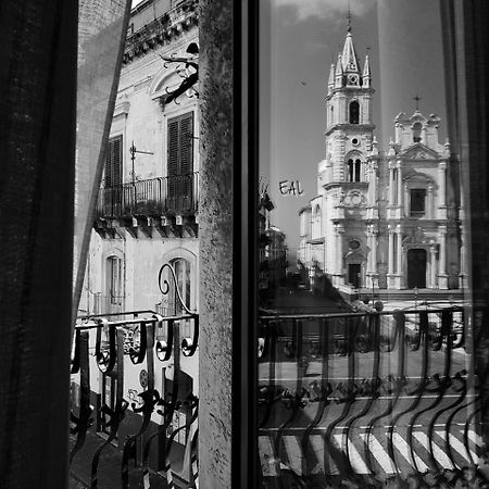 Appartamenti Piazza Duomo Acireale Extérieur photo